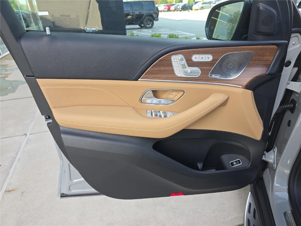 new 2026 Mercedes-Benz GLE 450 car, priced at $89,510