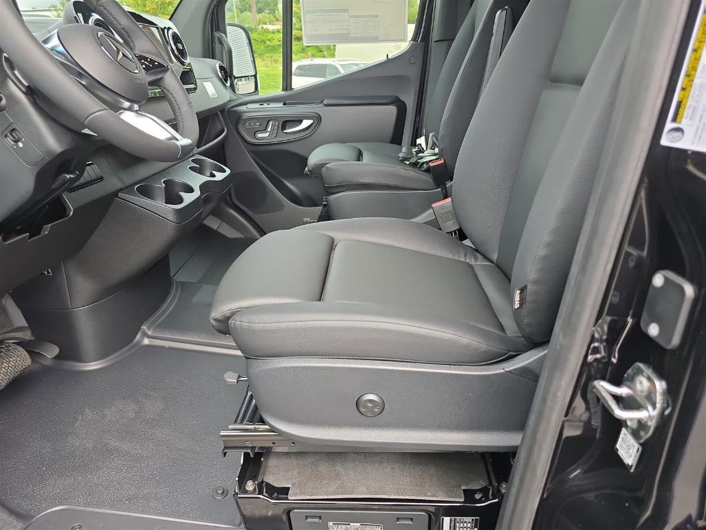 new 2025 Mercedes-Benz Sprinter 2500 car, priced at $78,264