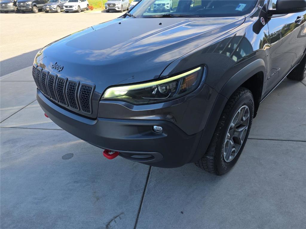 used 2021 Jeep Cherokee car, priced at $18,988