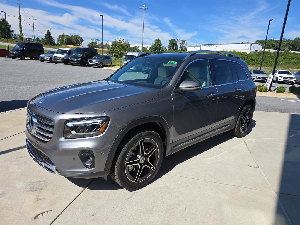 new 2026 Mercedes-Benz GLB 250 car, priced at $52,565
