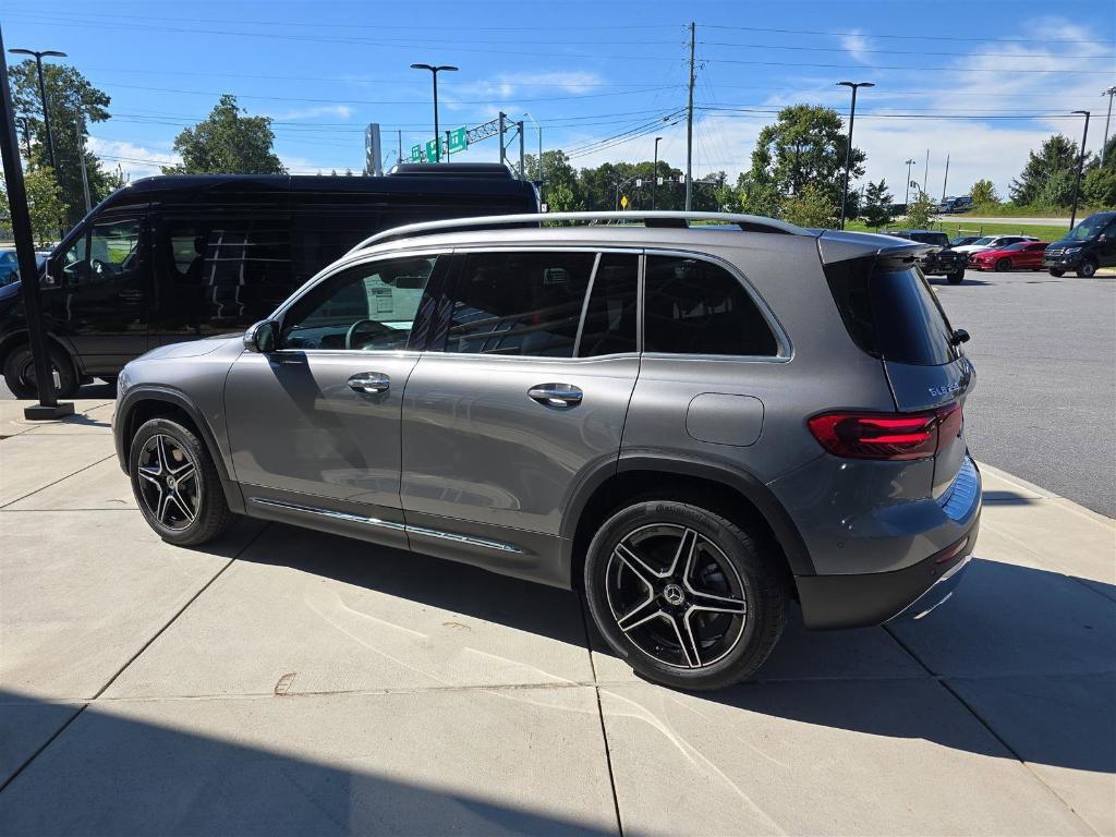new 2026 Mercedes-Benz GLB 250 car, priced at $52,565