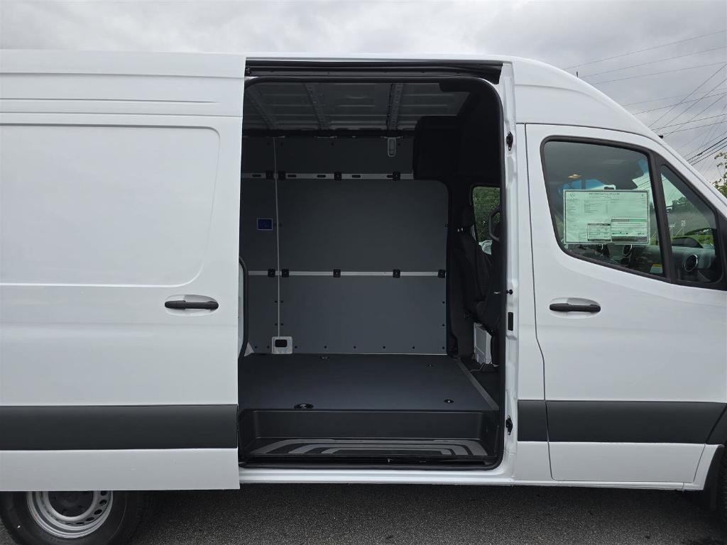 new 2025 Mercedes-Benz Sprinter 2500 car, priced at $66,011