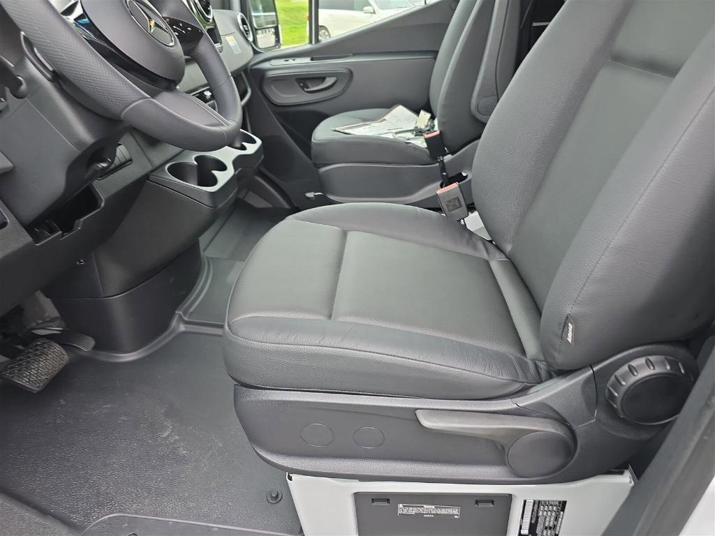 new 2025 Mercedes-Benz Sprinter 2500 car, priced at $66,011