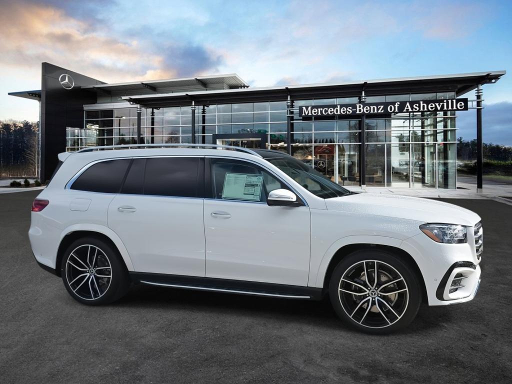 new 2026 Mercedes-Benz GLS 450 car