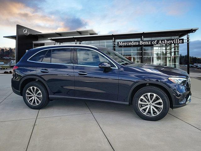 new 2024 Mercedes-Benz GLC 300 car, priced at $56,745