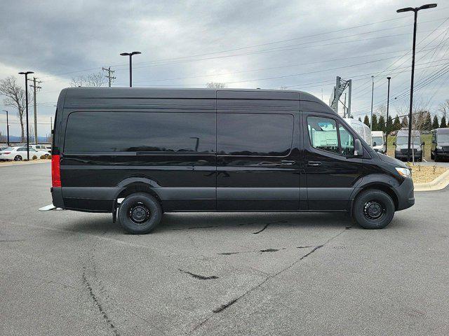 new 2024 Mercedes-Benz Sprinter 2500 car, priced at $70,871