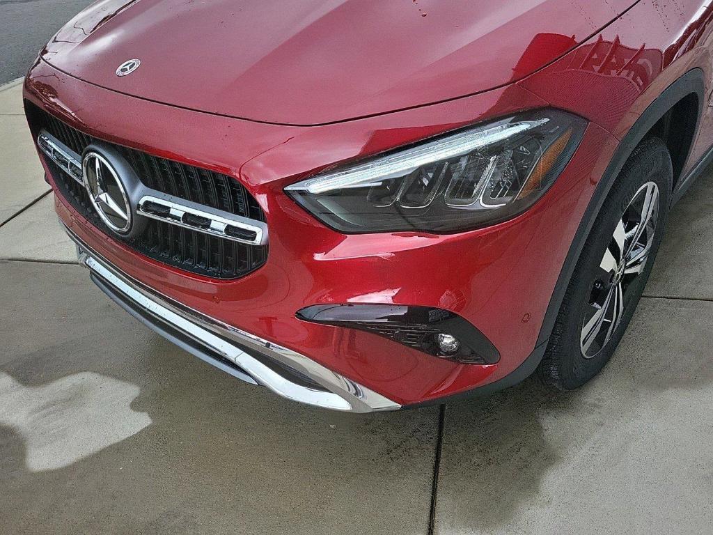 used 2025 Mercedes-Benz GLA 250 car, priced at $47,990