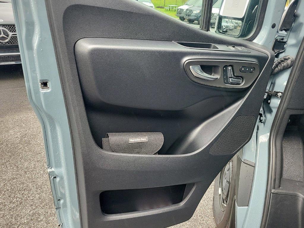new 2024 Mercedes-Benz eSprinter 2500 car, priced at $88,046