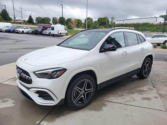 new 2025 Mercedes-Benz GLA 250 car, priced at $55,020