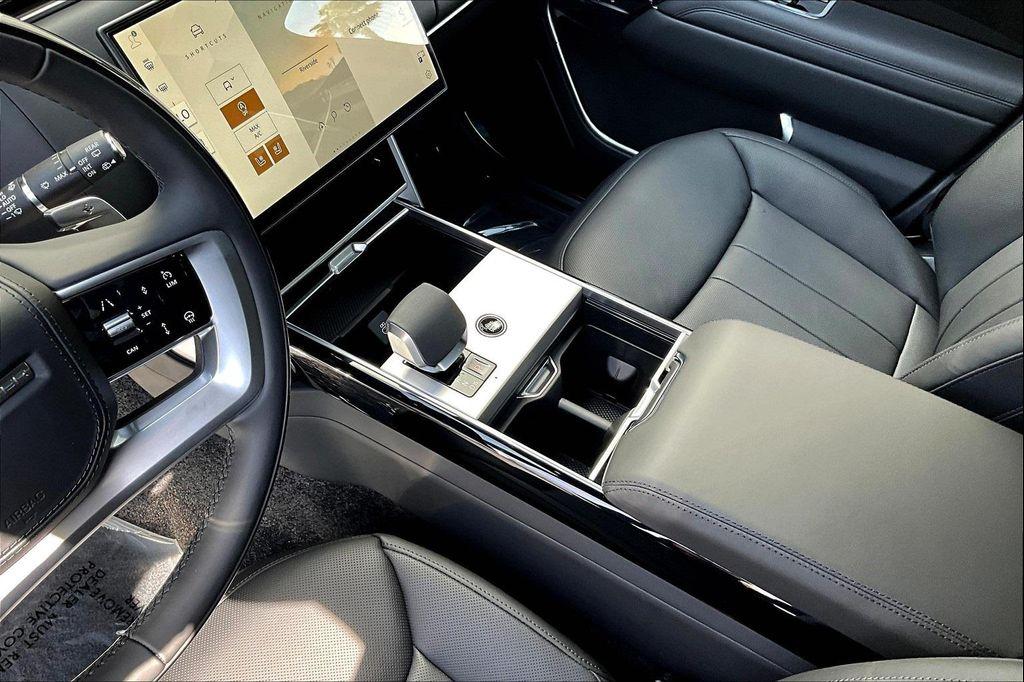new 2025 Land Rover Range Rover car, priced at $156,400