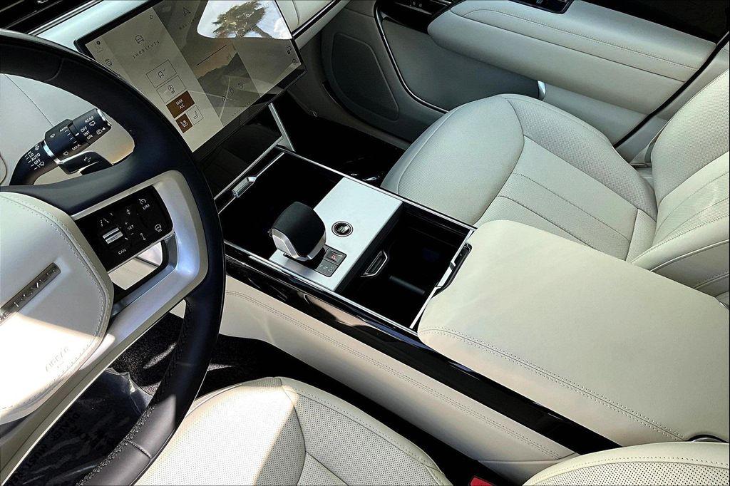 new 2025 Land Rover Range Rover car, priced at $156,420
