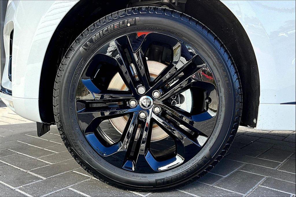 new 2025 Jaguar F-PACE car, priced at $58,103