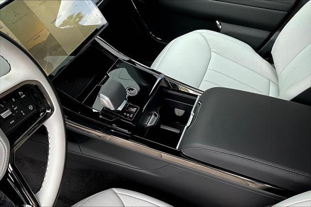 new 2025 Land Rover Range Rover Sport car, priced at $108,250