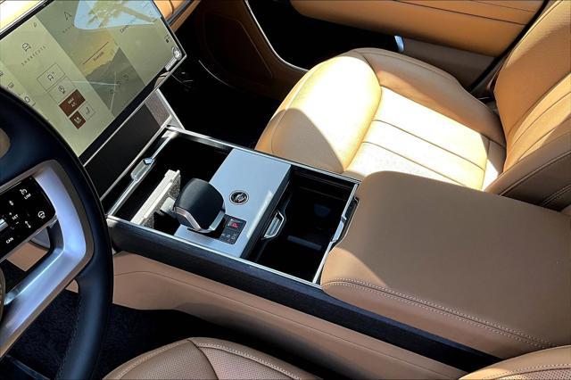 new 2025 Land Rover Range Rover car, priced at $152,260