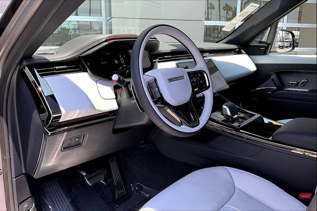 new 2025 Land Rover Range Rover Sport car, priced at $105,040
