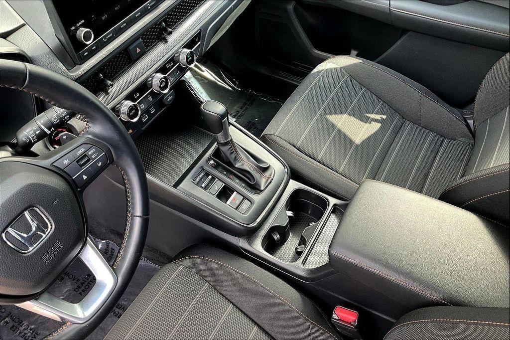 used 2025 Honda CR-V Hybrid car, priced at $31,544