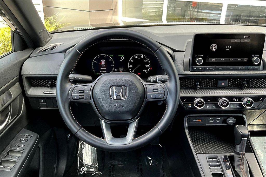 used 2025 Honda CR-V Hybrid car, priced at $31,544