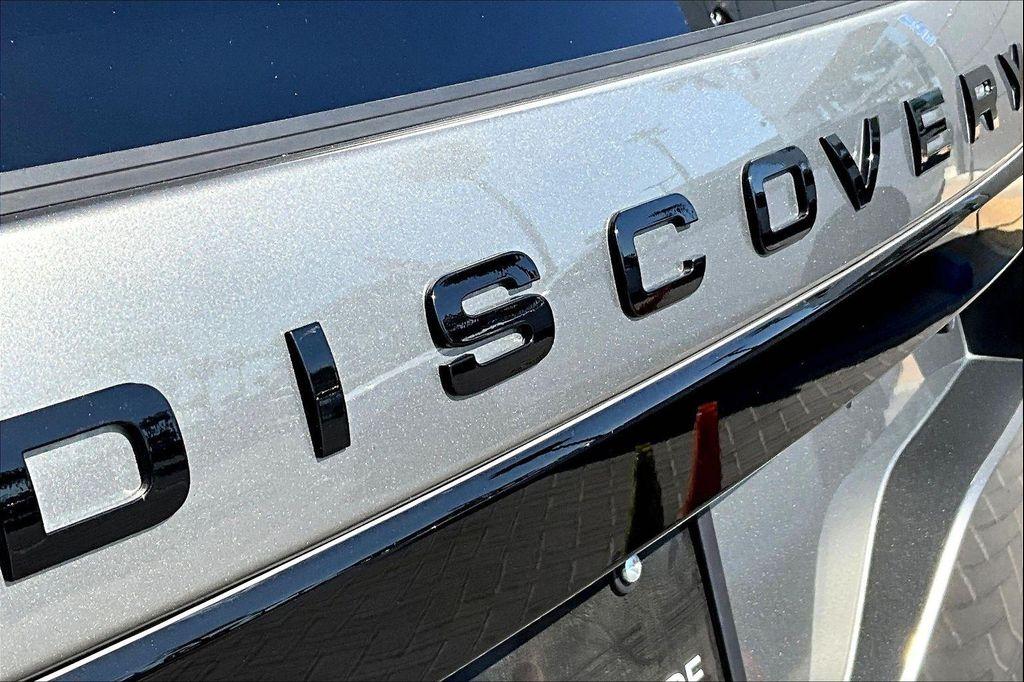 used 2019 Land Rover Discovery car, priced at $23,951