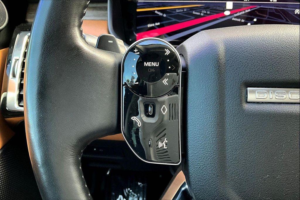 used 2019 Land Rover Discovery car, priced at $23,951