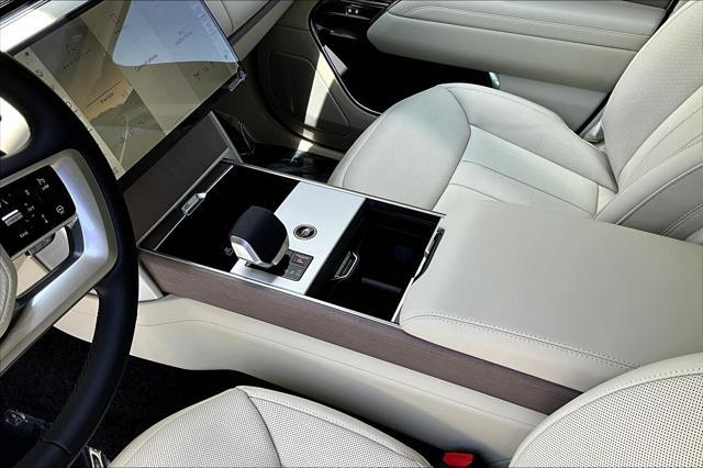new 2025 Land Rover Range Rover car, priced at $125,525