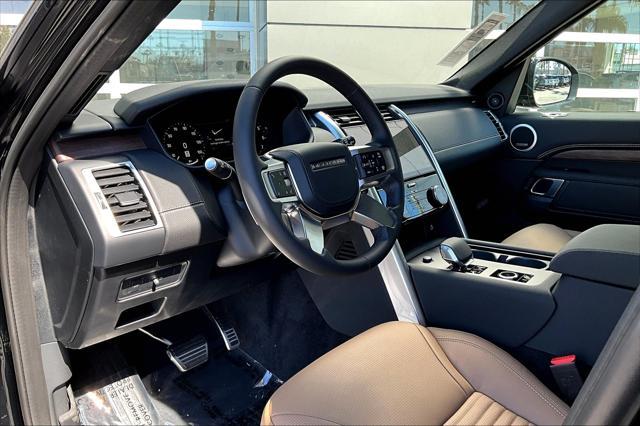 new 2025 Land Rover Discovery car, priced at $79,953