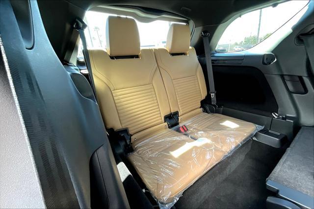 new 2025 Land Rover Discovery car, priced at $79,953