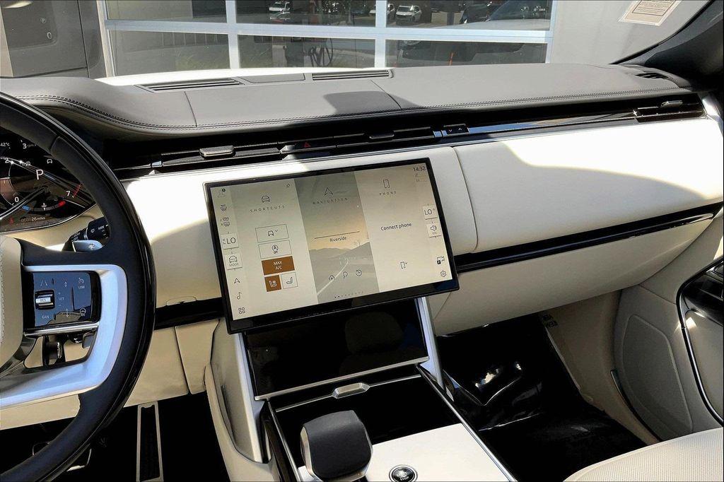new 2025 Land Rover Range Rover car, priced at $130,135