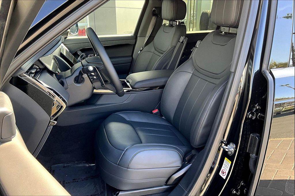 new 2025 Land Rover Range Rover Sport car, priced at $94,190