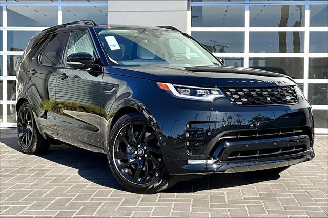 new 2025 Land Rover Discovery car, priced at $69,303