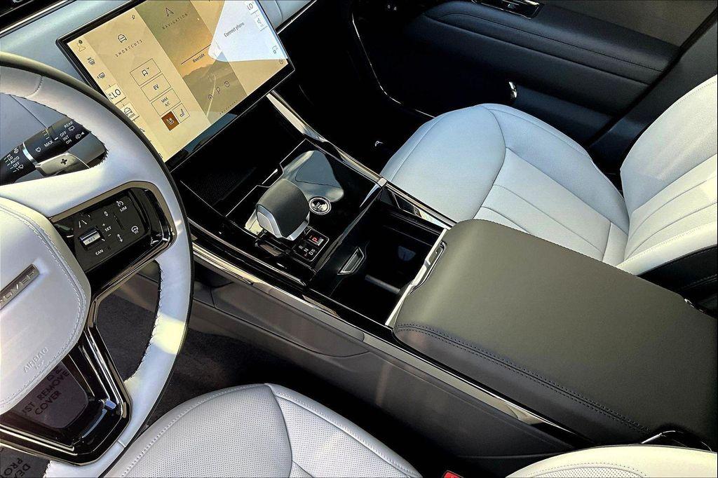 new 2025 Land Rover Range Rover Sport car, priced at $108,275