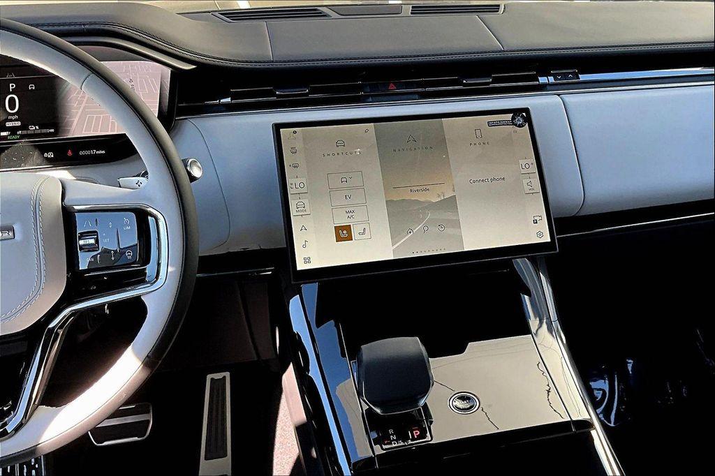 new 2025 Land Rover Range Rover Sport car, priced at $108,275