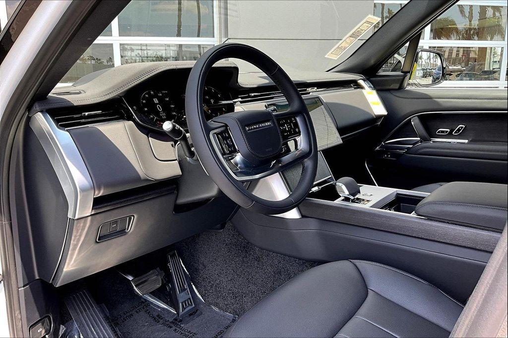 new 2025 Land Rover Range Rover car, priced at $153,660