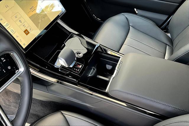 new 2025 Land Rover Range Rover Sport car, priced at $93,625