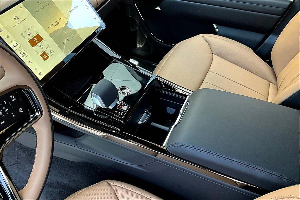 new 2025 Land Rover Range Rover Sport car, priced at $124,025