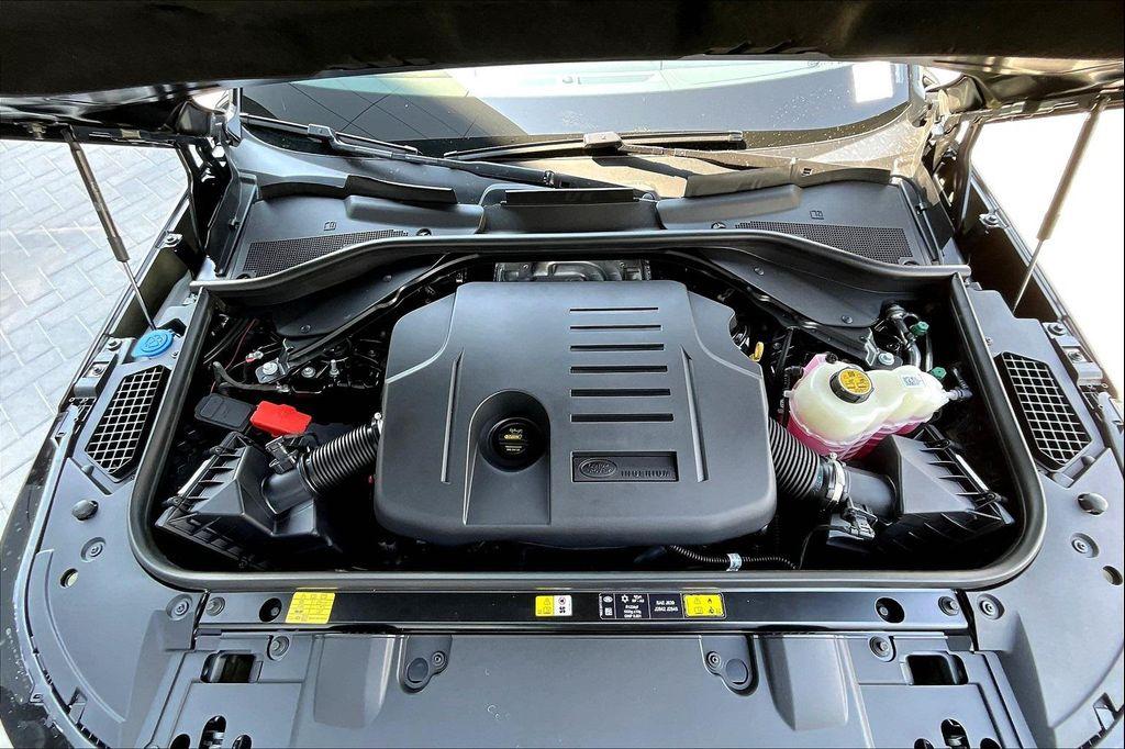 new 2025 Land Rover Range Rover car, priced at $129,200