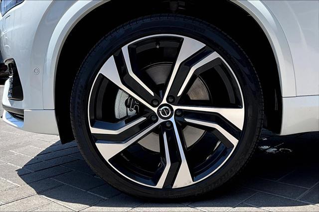 used 2022 Volvo XC90 Recharge Plug-In Hybrid car, priced at $47,781