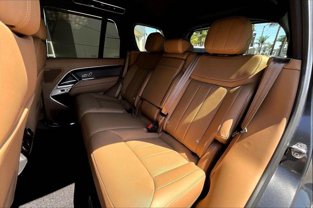new 2025 Land Rover Range Rover car, priced at $129,905