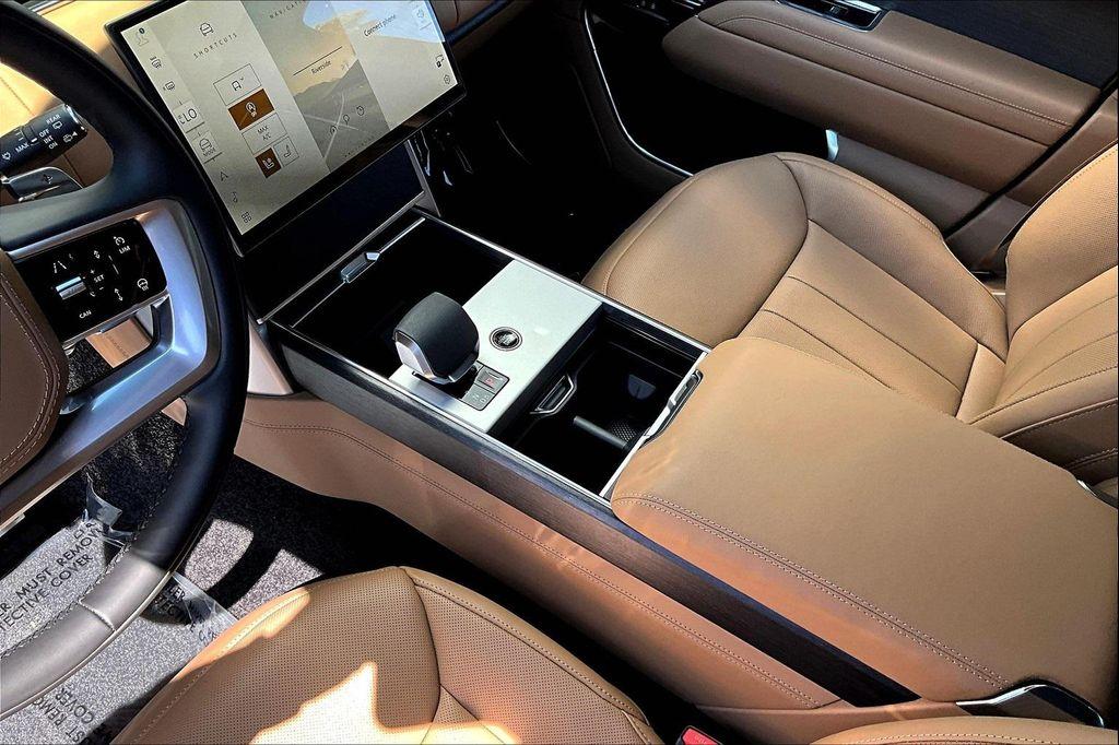 new 2025 Land Rover Range Rover car, priced at $129,905