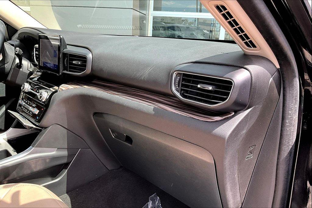 used 2023 Ford Explorer car, priced at $28,344