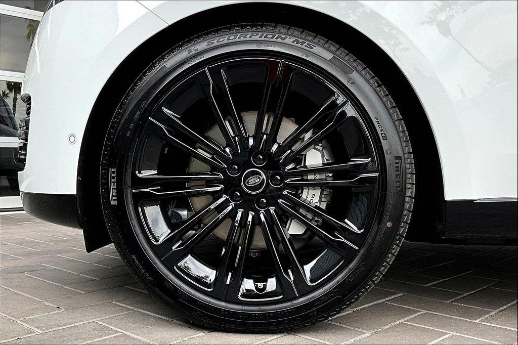 new 2025 Land Rover Range Rover car, priced at $132,325