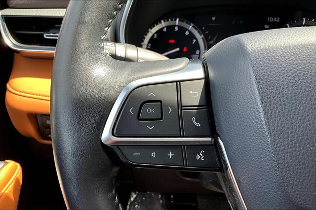 used 2020 Toyota Highlander car, priced at $36,663