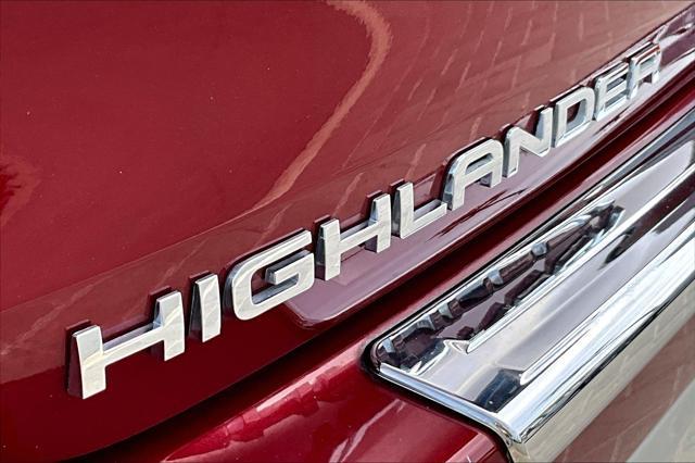 used 2020 Toyota Highlander car, priced at $36,663