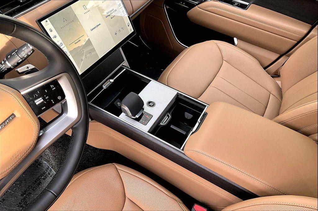 new 2025 Land Rover Range Rover car, priced at $157,530