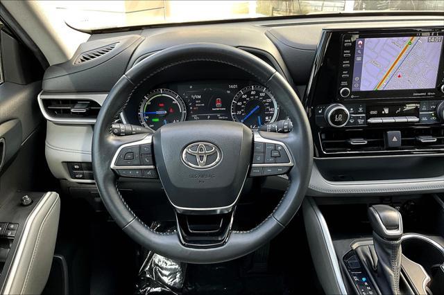 used 2021 Toyota Highlander Hybrid car, priced at $36,859