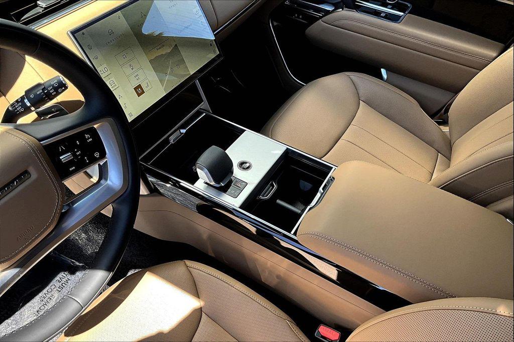 new 2025 Land Rover Range Rover car, priced at $122,320