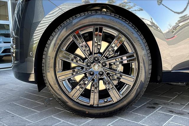 new 2025 Land Rover Range Rover car, priced at $134,160