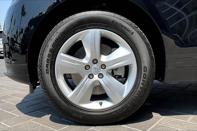 used 2025 Land Rover Range Rover Velar car, priced at $51,882