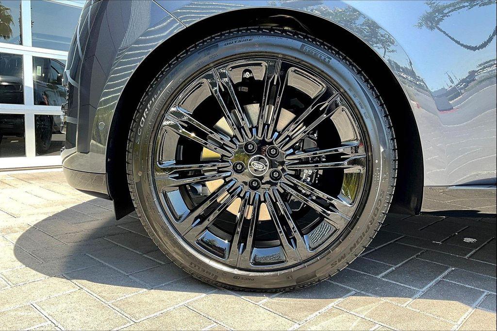 new 2025 Land Rover Range Rover car, priced at $125,695