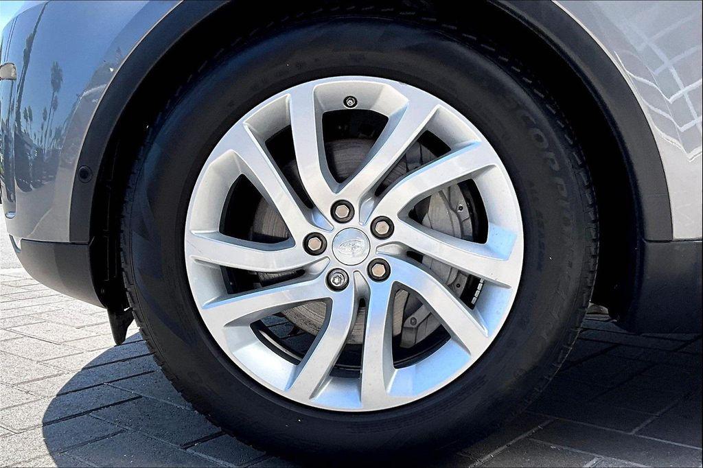 used 2020 Land Rover Discovery car, priced at $26,773