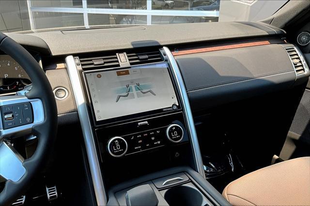 new 2025 Land Rover Discovery car, priced at $80,553
